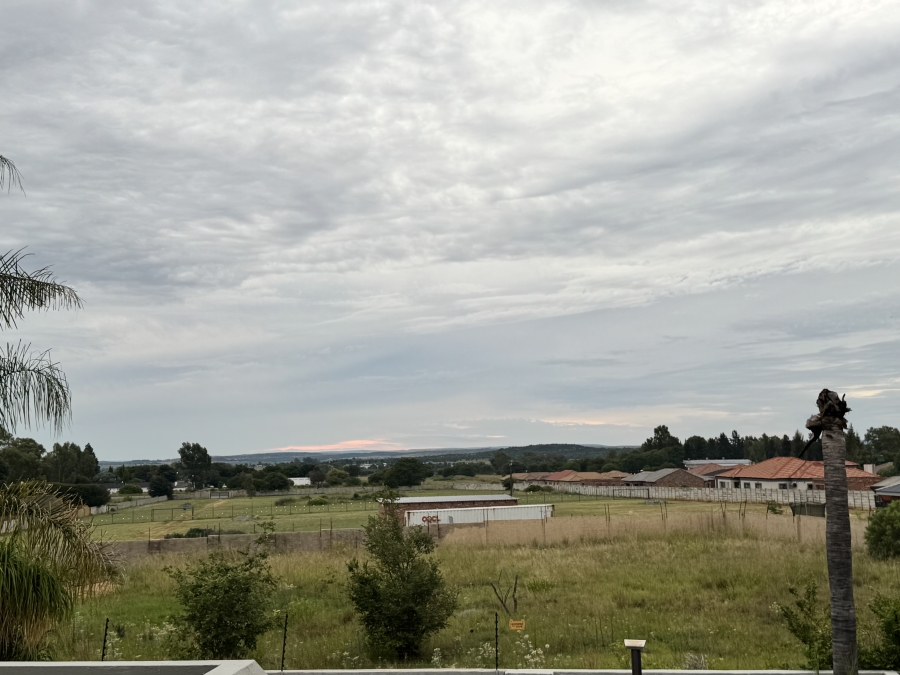 4 Bedroom Property for Sale in Wilkoppies North West